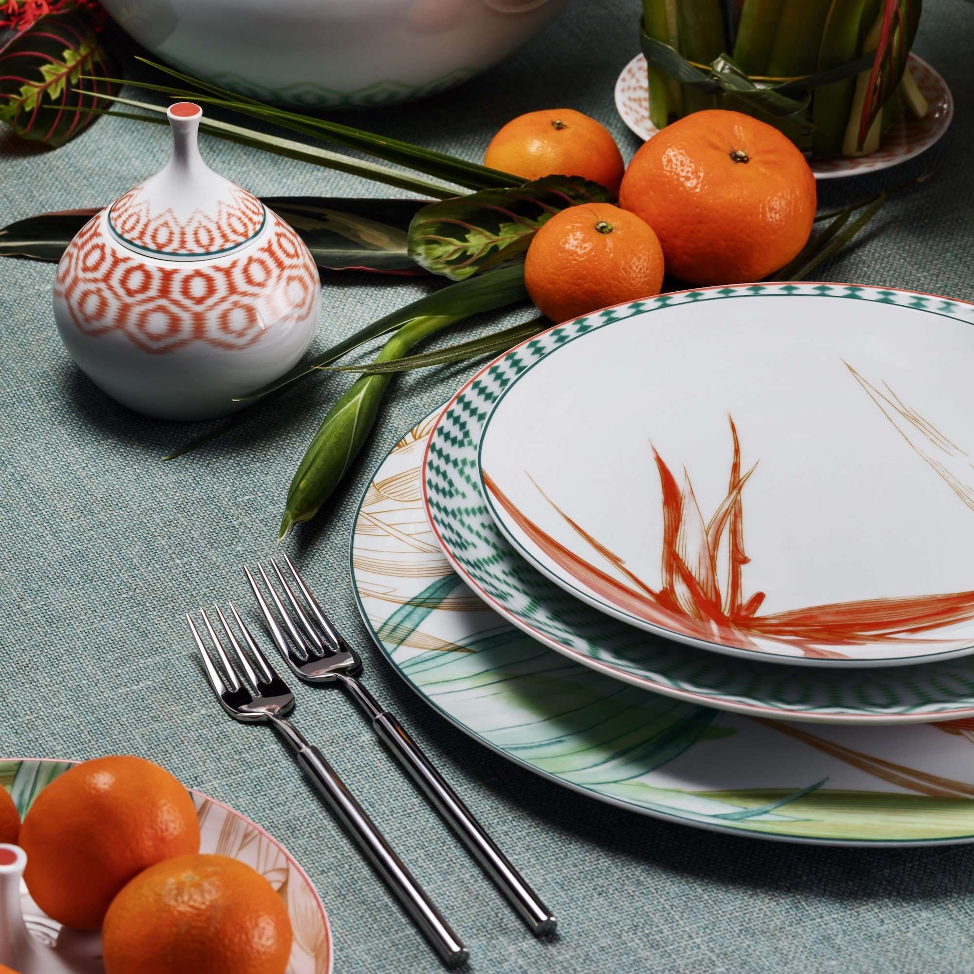 Fiji 64 Piece Dinner Set | Vista Alegre Tableware | Micucci Interiors