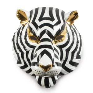 Black & Gold Mask – Tiger